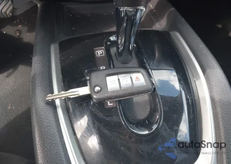 2016 Nissan Rogue S z USA, uszkodzony, nr VIN KNMAT2MT0GP725630